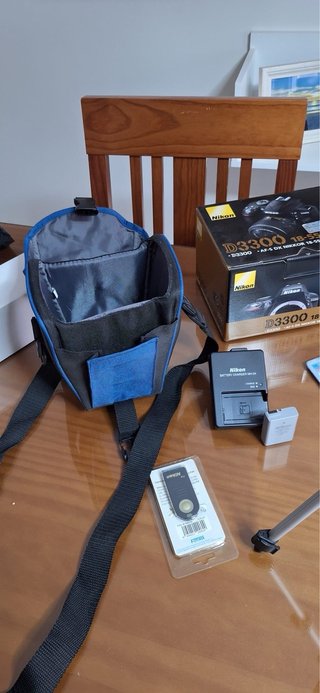 Cámara Nikon D3300 + Trípode Nuevo