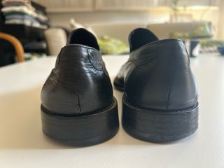 Zapatos de piel Martinelli negros