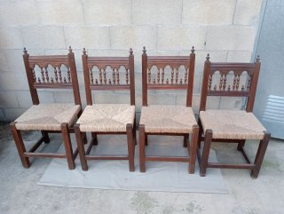 2 Sillas de Madera Rústicas