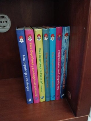 Libros de Kika superbruja.todos 12€