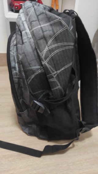 Mochila Marvel Spiderman Gris y Roja