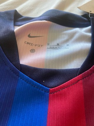 Camiseta Barcelona - Talla M - Nueva