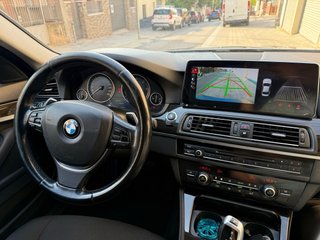 BMW Serie 5 518D 2015