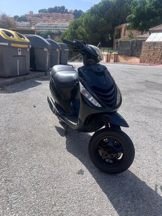 Piaggio Zip SP Negra ITV 2028