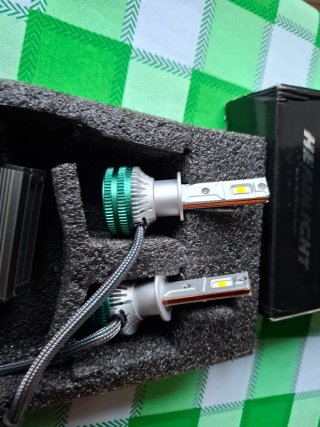 Lampada LED Koyoso H1