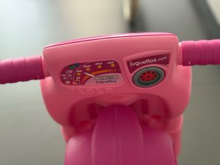 Moto correpasillos Juguettos rosa