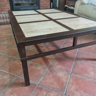 Mesa centro forja y mármol travertino