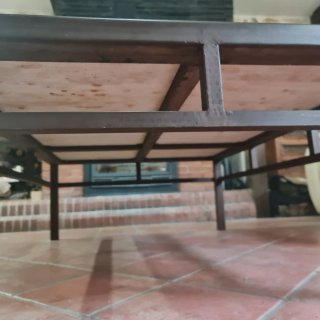 Mesa centro forja y mármol travertino