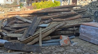 Leña para chimenea o barbacoa