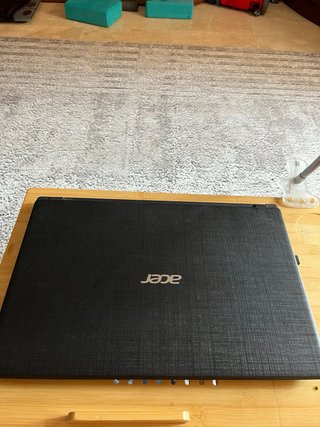 Portátil Acer 15.6 Full HD Intel Pentium