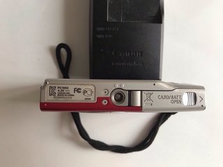Canon PowerShot A2500 Roja