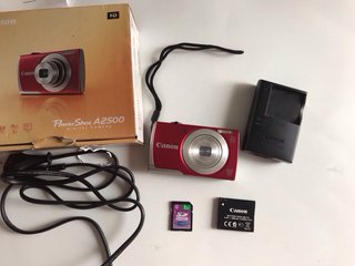 Canon PowerShot A2500 Roja