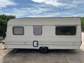 Caravana Burstner Holiday