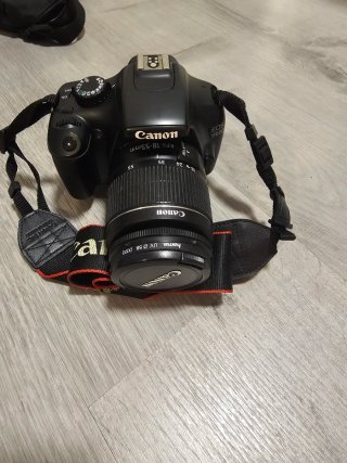 Canon EOS 1100D + Lentes 15-55 y 75-300