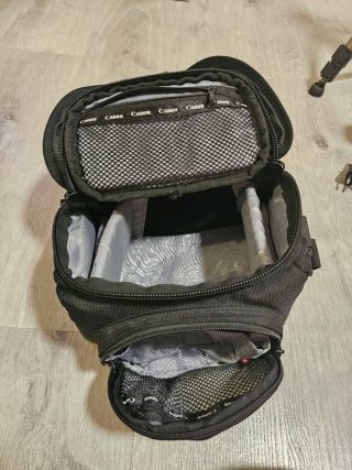 Canon EOS 1100D + Lentes 15-55 y 75-300