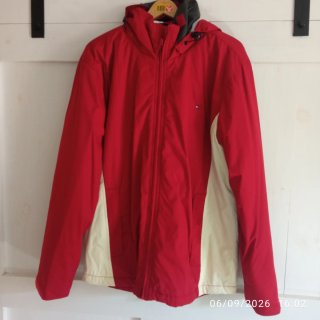 Anorak Tommy Hilfiger Rojo y Beige Talla L/G