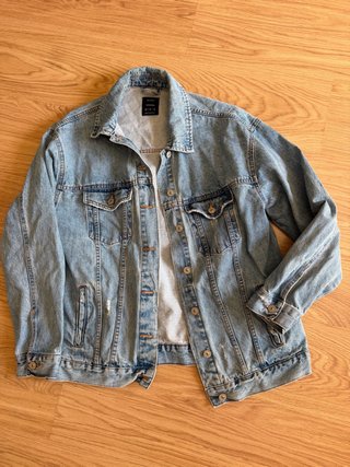 Cazadora Vaquera Oversize Bershka Talla M