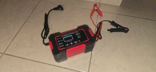 Cargador Baterías Coche EAFC 12V Pulse Repair