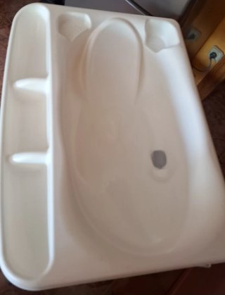 Bañera y cambiador plegable para bebé