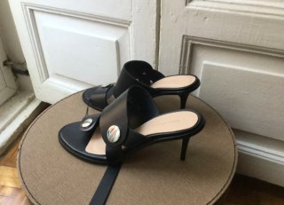 Sandalias nuevas piel Zara negras