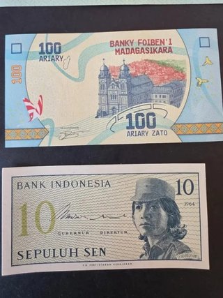 Lotes de 15 Billetes variados nuevos sin circular.