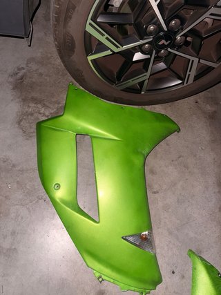 Carenados completos ZX6R 2007-2008 originales.