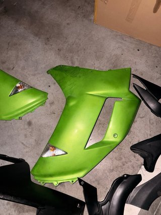 Carenados completos ZX6R 2007-2008 originales.