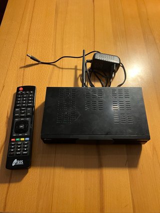Receptor Iris 2100 HD con mando