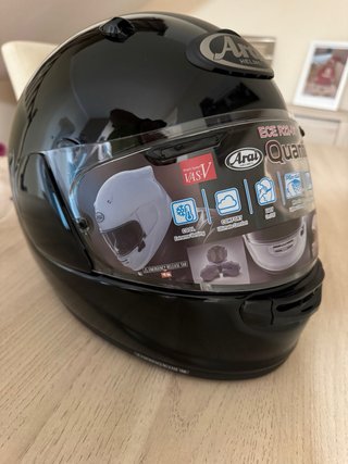 Casco Arai Quantic + accesorios