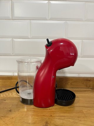 Cafetera Nescafé Dolce Gusto Piccolo XS Roja