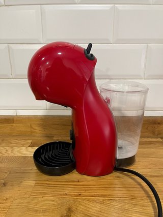 Cafetera Nescafé Dolce Gusto Piccolo XS Roja