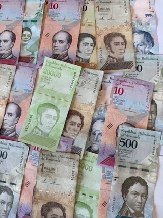 100 Billetes Venezuela. Increíble oferta