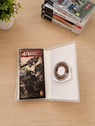 Lotto 5 Giochi PSP Originali