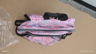 Mochila Totto con estampado floral