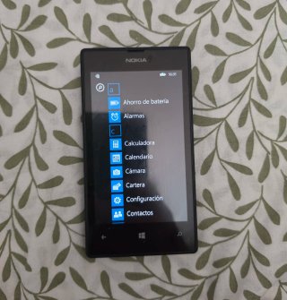 Nokia Lumia 520 Negro con Funda