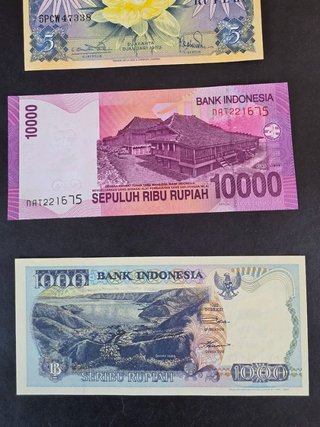 LOTE DE BILLETES DE Indonesia.