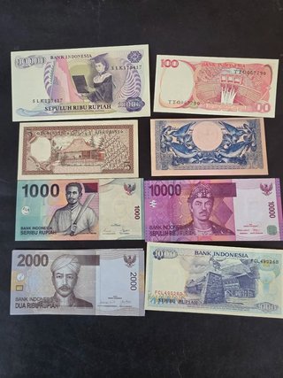 LOTE DE BILLETES DE Indonesia.
