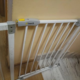 Barrera seguridad infantil barandilla escalera