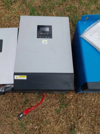Inversores Solares Híbridos