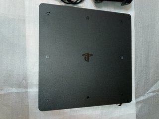 Sony playstation 4 slim 500gb joypad cavi inclusi