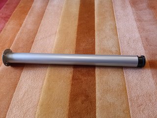 4 patas de mesa ajustables – plata – 3 € cada una