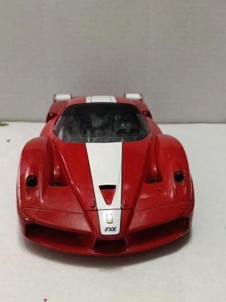 Ferrari FXX 1/18 Hot Wheels