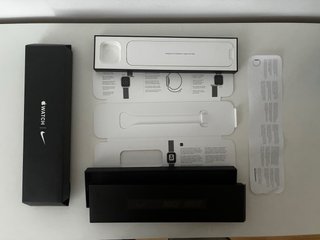 Caja original Apple Watch Nike SE 40mm A2351