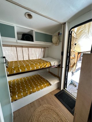 Caravana REFORMADA Master 360, 4 plazas, Año 1986.
