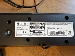 Barra de Sonido LG SJ2 2.1 160W con Subwoofer