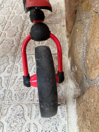 Bicicleta sin pedales Smar Trike Roja