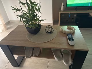 Mesa de salón pequeña madera y metal