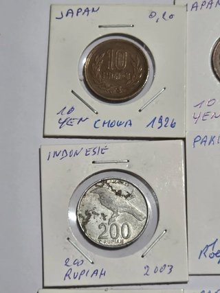 Lote 24 Monedas Asiáticas Variadas