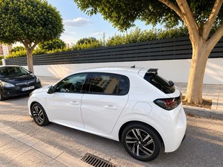 Peugeot 208 2022