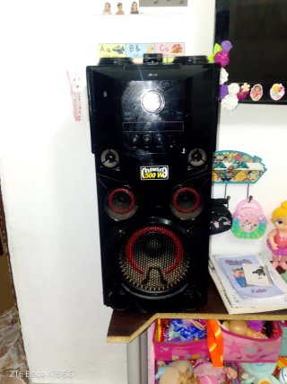 Altavoz LG Negro